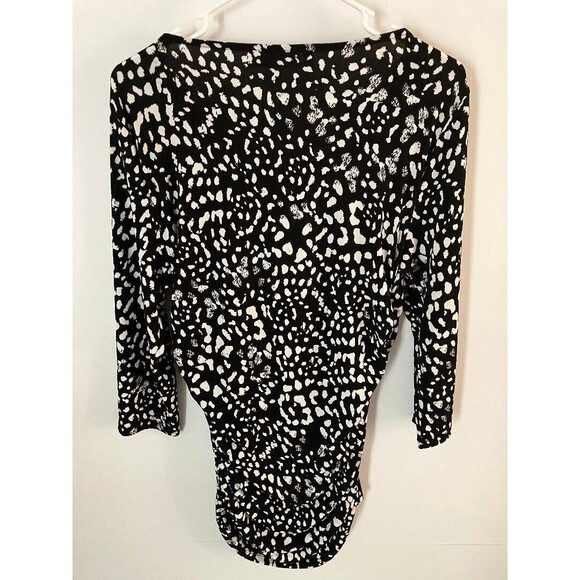Jennifer Lopez JLO Womens Shirt Triple Keyhole Black White Leopard Paisley Large - Picture 3 of 6